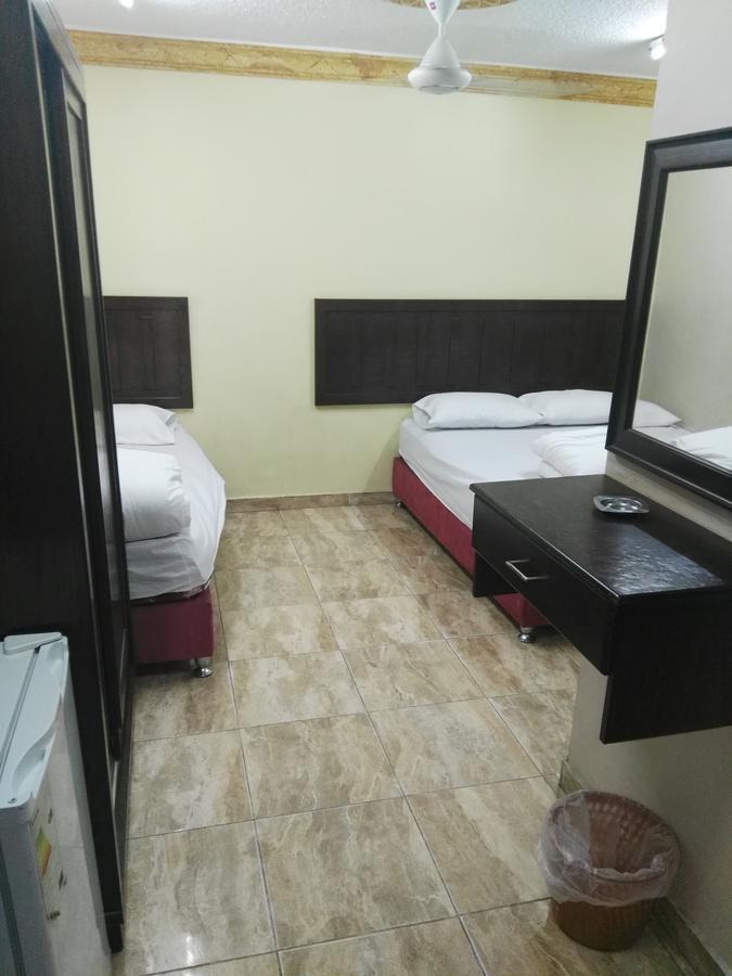 Sea Beach Hotel Акаба Екстер'єр фото