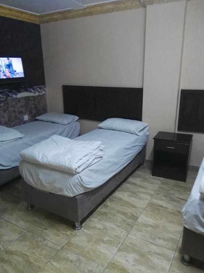 Sea Beach Hotel Акаба Екстер'єр фото